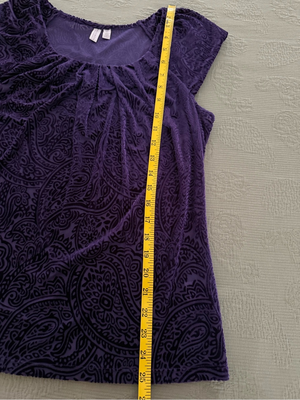 Vintage Madison Purple Velvet Burnout Paisley Cap Sleeve Top - Picture 5 of 5